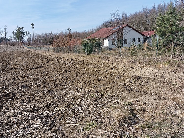 Prodej pozemku, 5 700 m² (4 z 7)