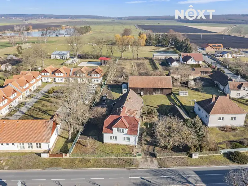 Prodej rodinného domu 190 m², pozemek 4320 m², Kněžice – náhled fotky 1
