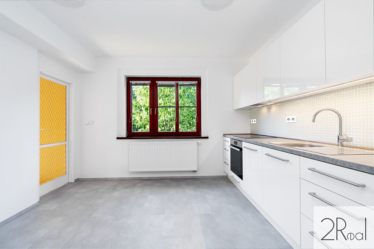Pronájem bytu 3+1 96 m² – fotografie 5