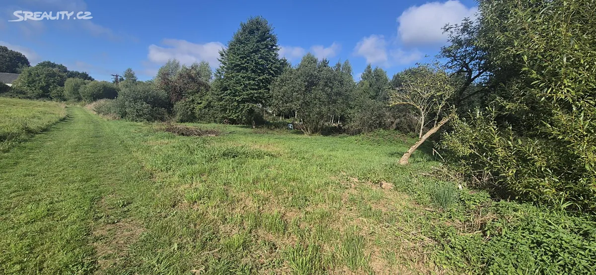 Prodej stavebního pozemku 1898 m²