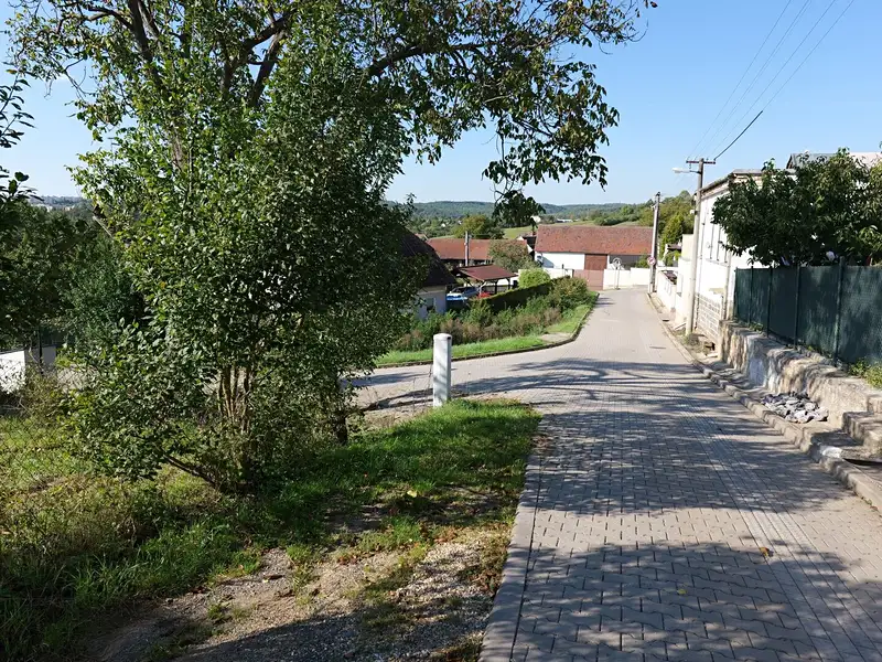 Prodej stavebního pozemku 408 m², Brno – náhled fotky 3