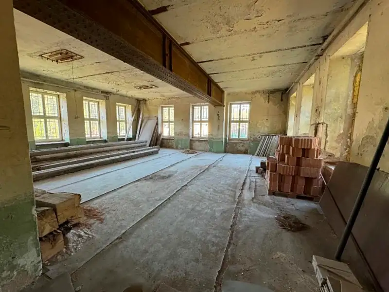 Prodej specifického typu nemovitosti 1750 m², Josefův Důl – náhled fotky 3