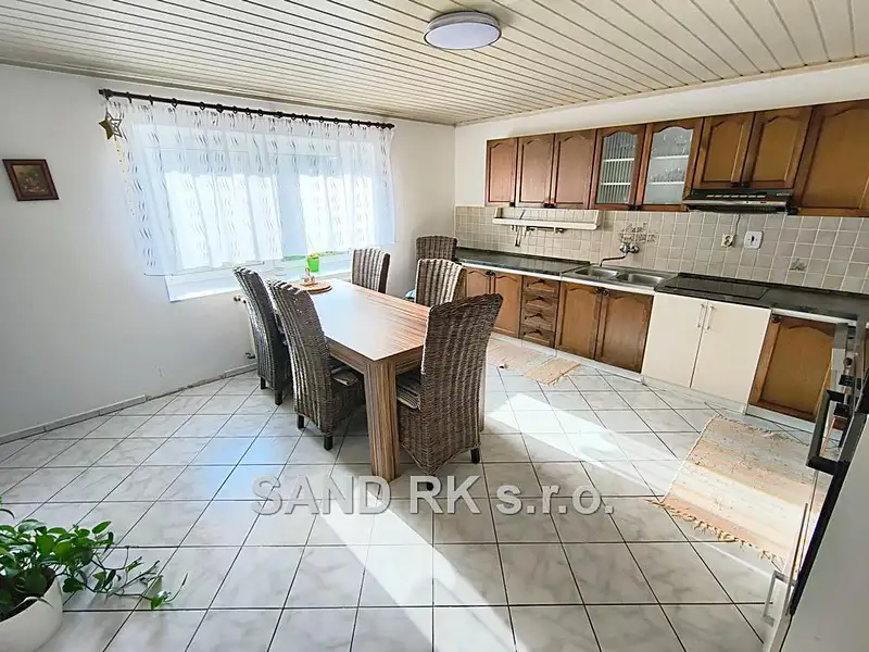 Prodej rodinného domu 234 m², pozemek 2861 m², Bor – náhled fotky 2