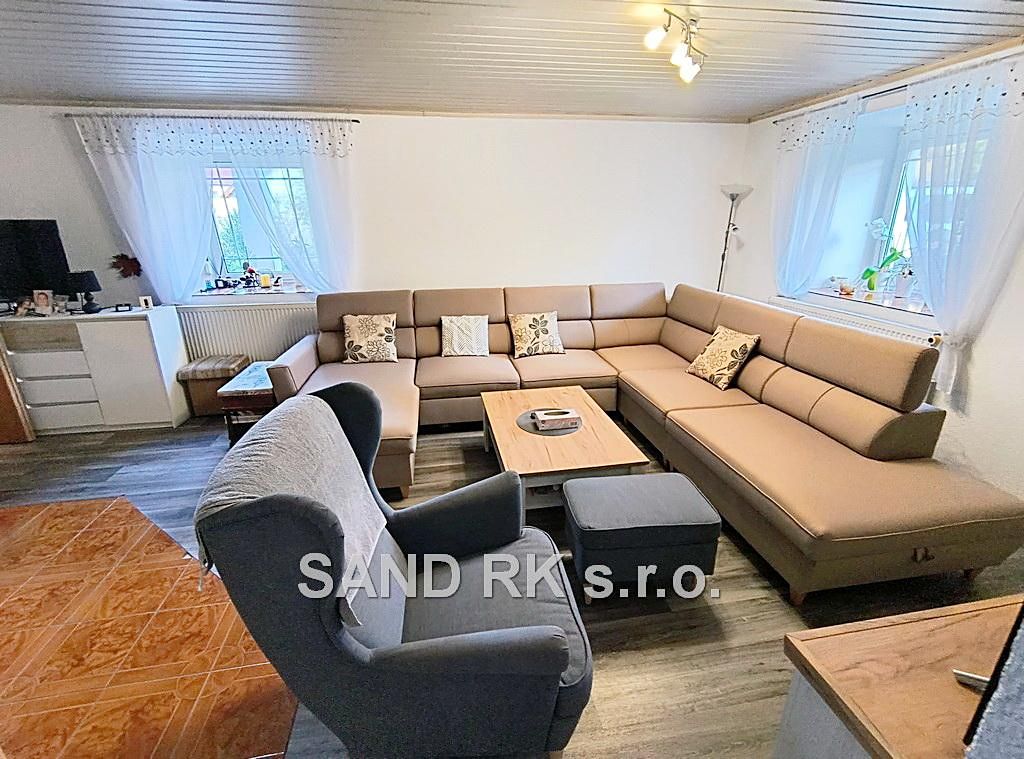 Prodej rodinného domu 234 m², pozemek 2861 m² – fotografie 4