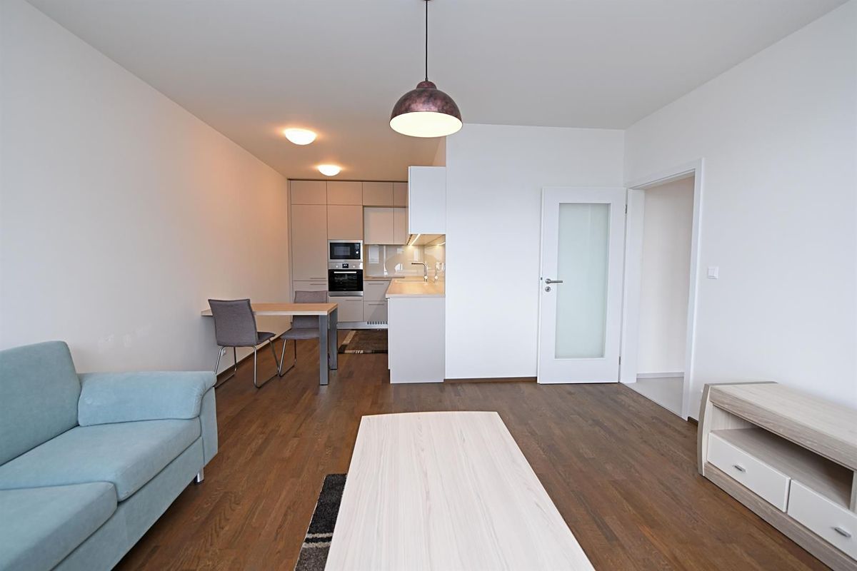 Pronájem bytu 2+kk 54 m²