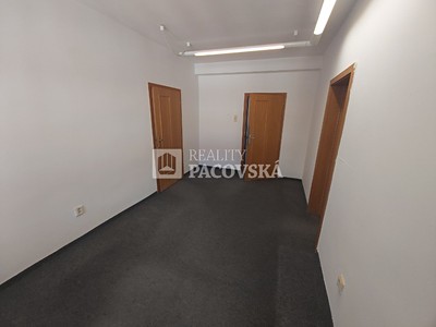 Pronájem komerčního prostoru, 53 m² (3 z 17)
