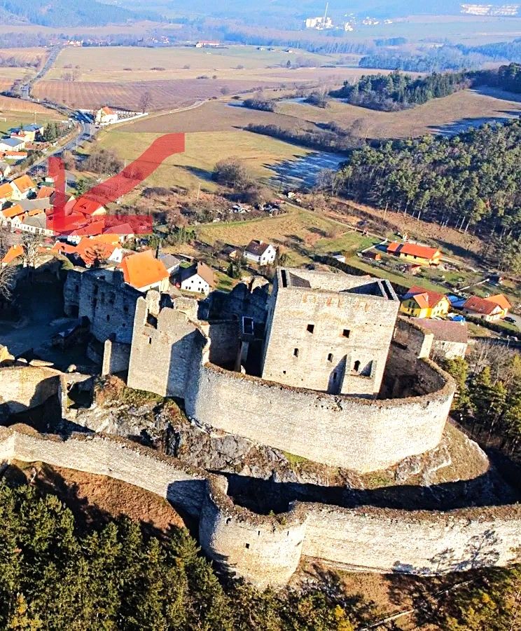 Prodej rodinného domu 350 m², pozemek 1395 m² – fotografie 4