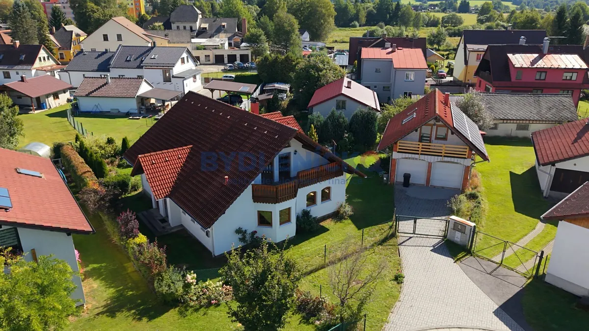 Prodej vícegeneračního domu 248 m², pozemek 701 m²