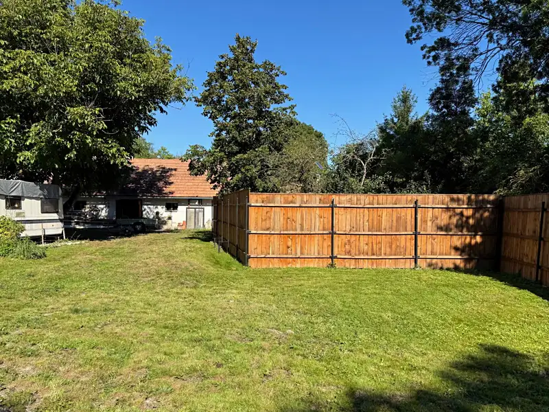 Prodej stavebního pozemku 1059 m², Počedělice – náhled fotky 2