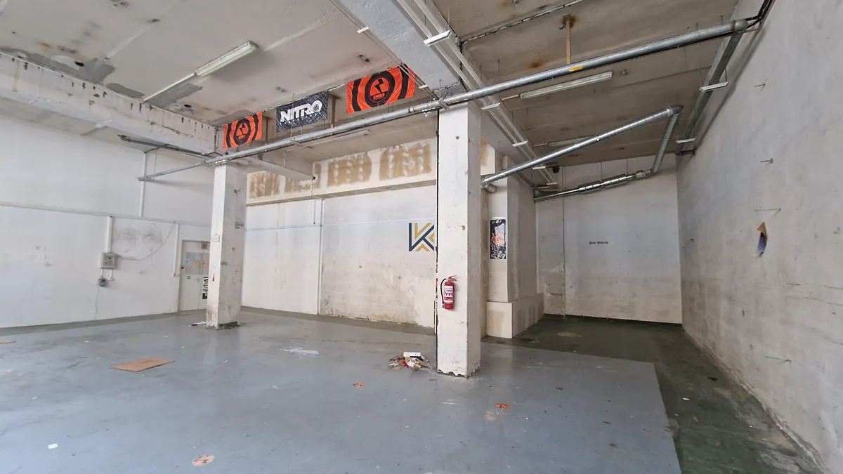 Pronájem obchodního prostoru 240 m²