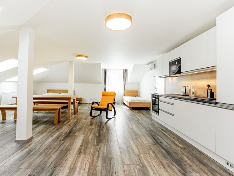 Wohnung 4+kk zum Kauf, 127 m² (2 von 11)