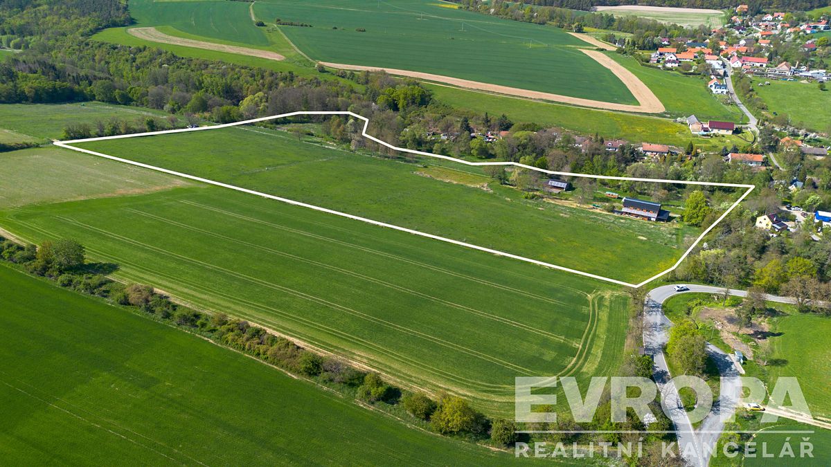 Prodej rodinného domu 260 m², pozemek 70485 m² – fotografie 5