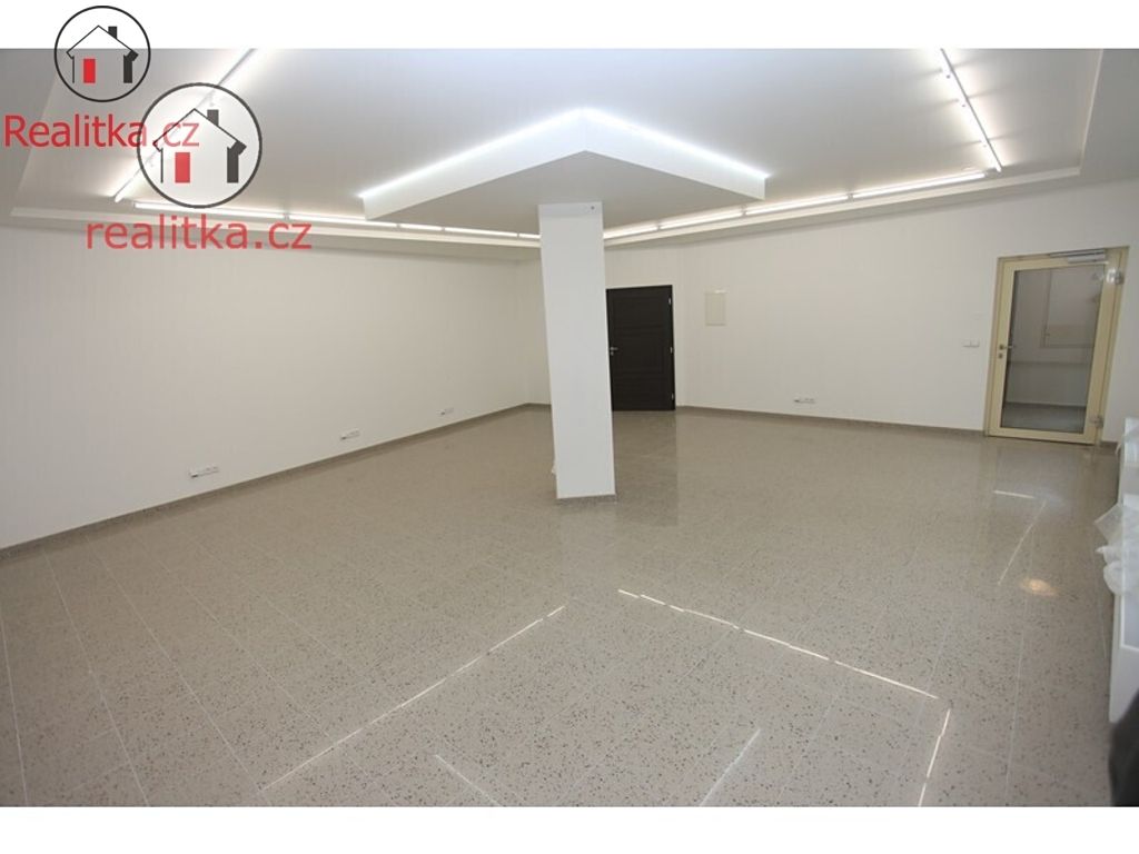 Pronájem obchodního prostoru 100 m² – fotografie 3