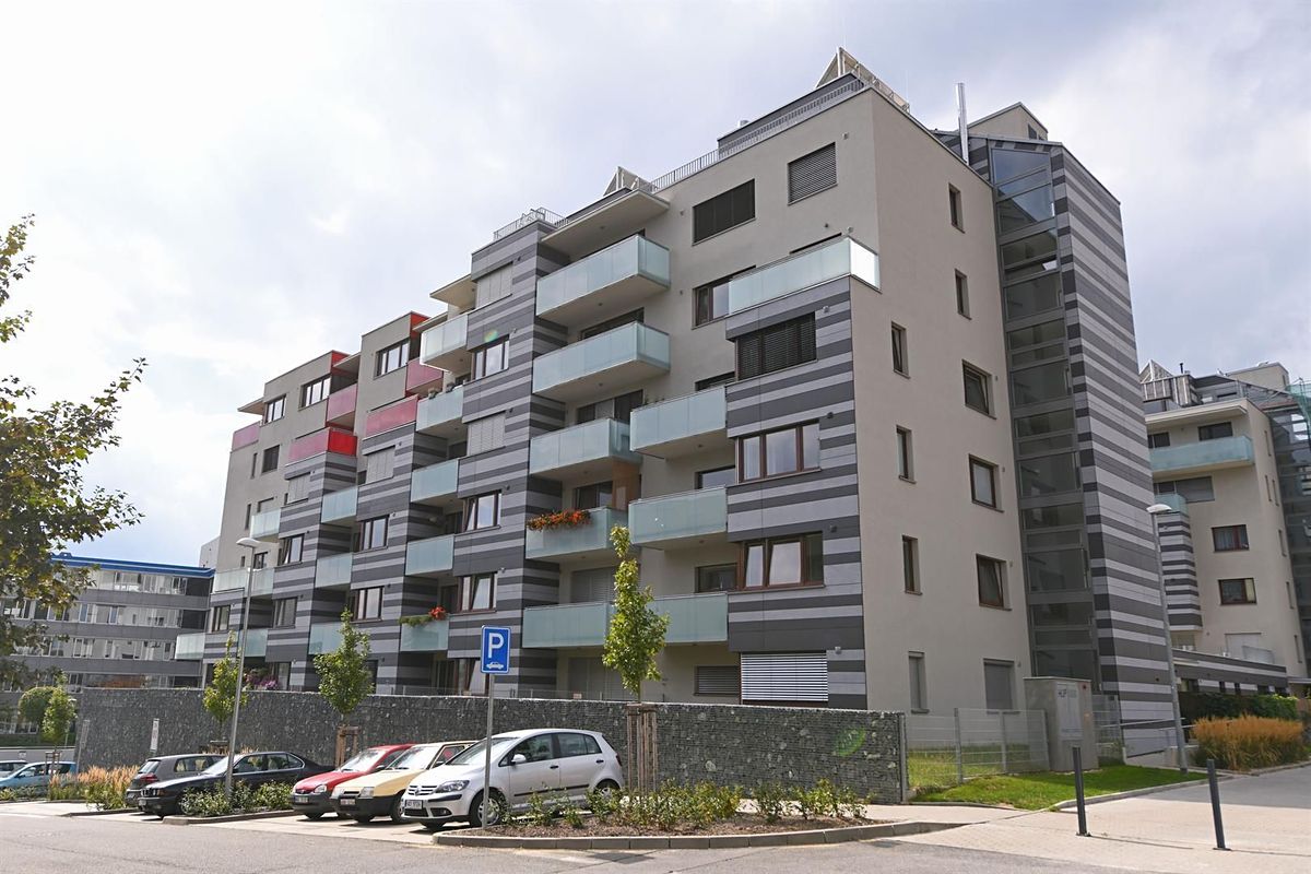 Pronájem bytu 2+kk 54 m² – fotografie 3