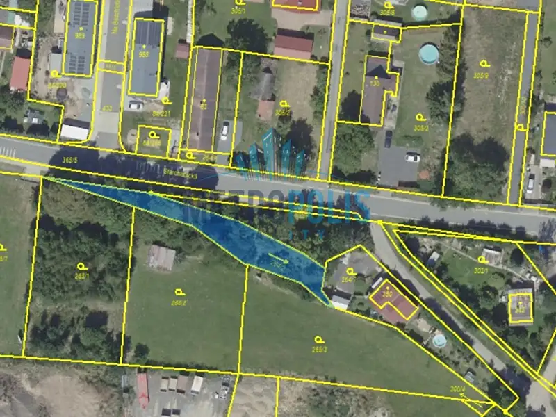 Prodej pozemku 452 m², Babice – náhled fotky 2