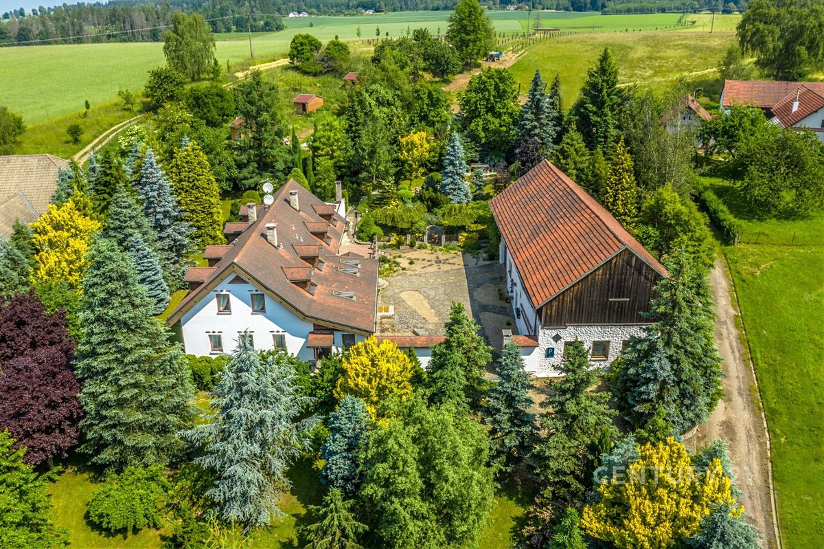 Prodej rodinného domu 663 m², pozemek 4988 m² – fotografie 4