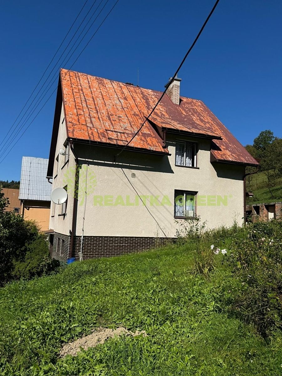 Prodej rodinného domu 200 m², pozemek 992 m² – fotografie 3