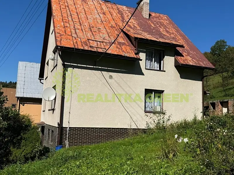 Prodej rodinného domu 200 m², pozemek 992 m², Vsetín – náhled fotky 3