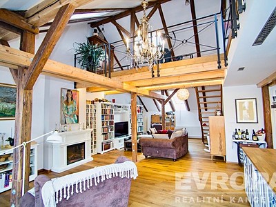 Prodej bytu 5+kk 240 m²