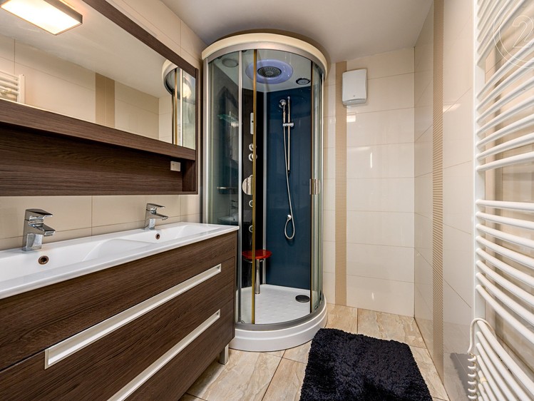 Prodej domu, 231 m² (11 z 54)