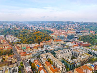 Pronájem kanceláře 1100 m²