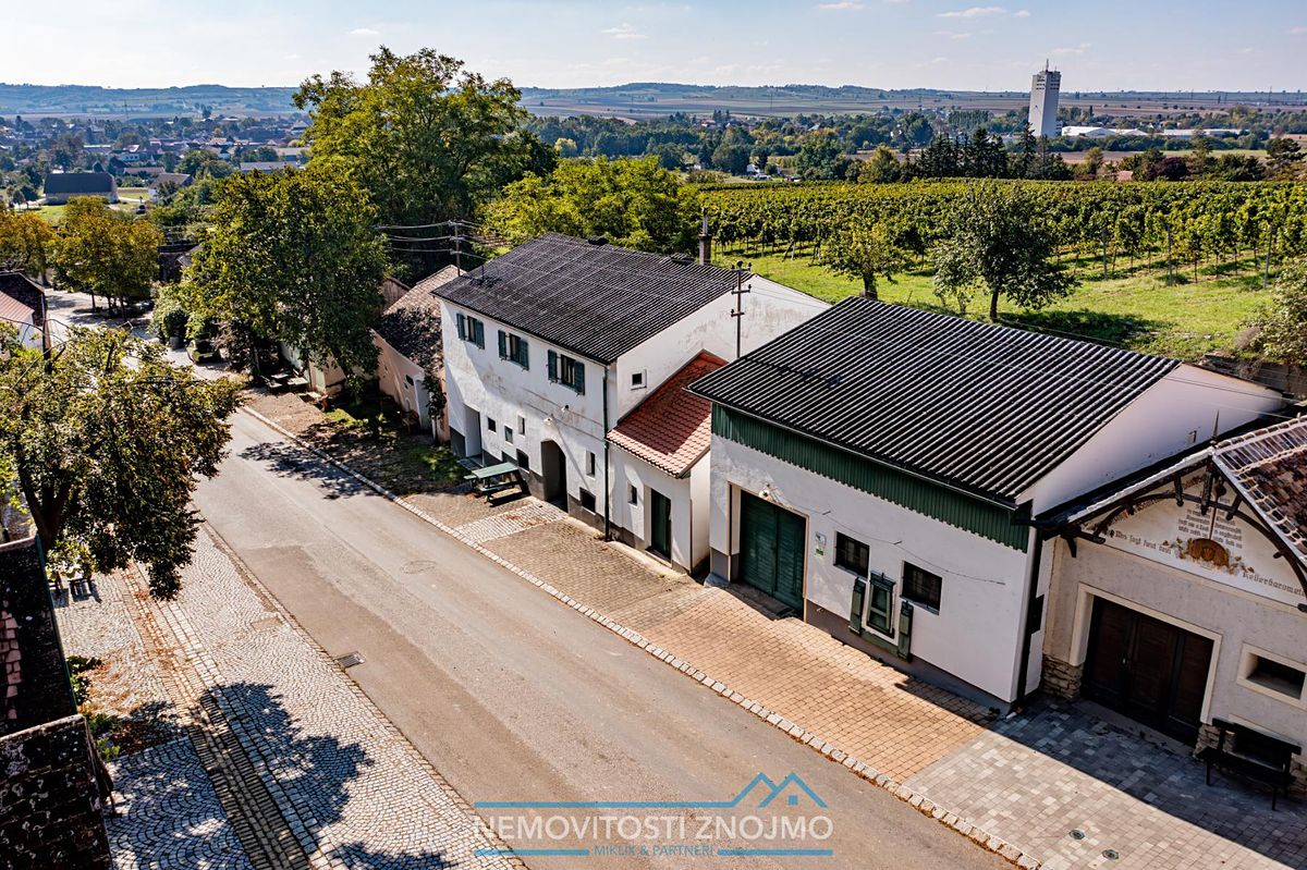 Prodej vinného sklepa 177 m², Haugsdorf – fotka 1 z 3