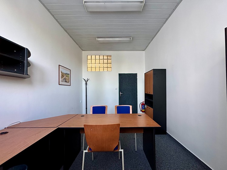 Pronájem komerčního prostoru, 14 m² (3 z 13)