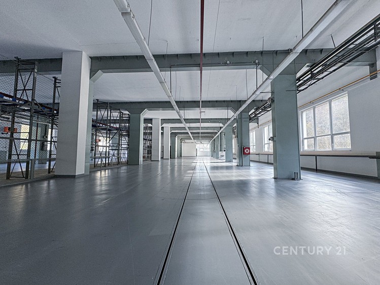 Комерційне приміщення в оренду, 1 920 м² (7 з 25)