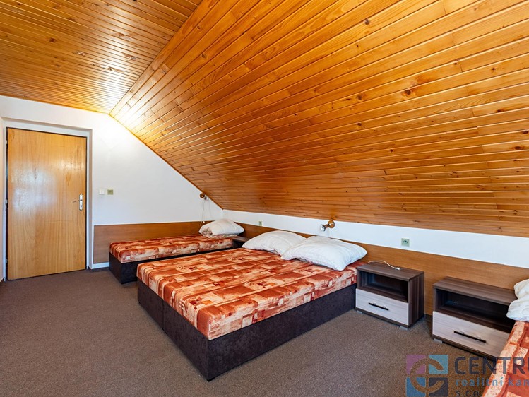 Prodej domu, 360 m² (11 z 19)