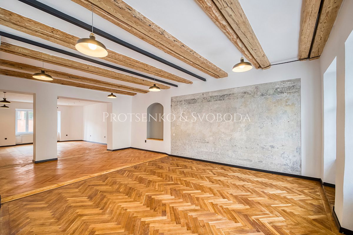 Pronájem kanceláře 127 m²