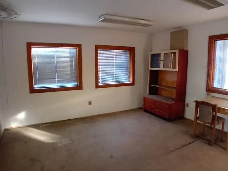 Pronájem skladového prostoru 200 m², Znojmo – náhled fotky 3