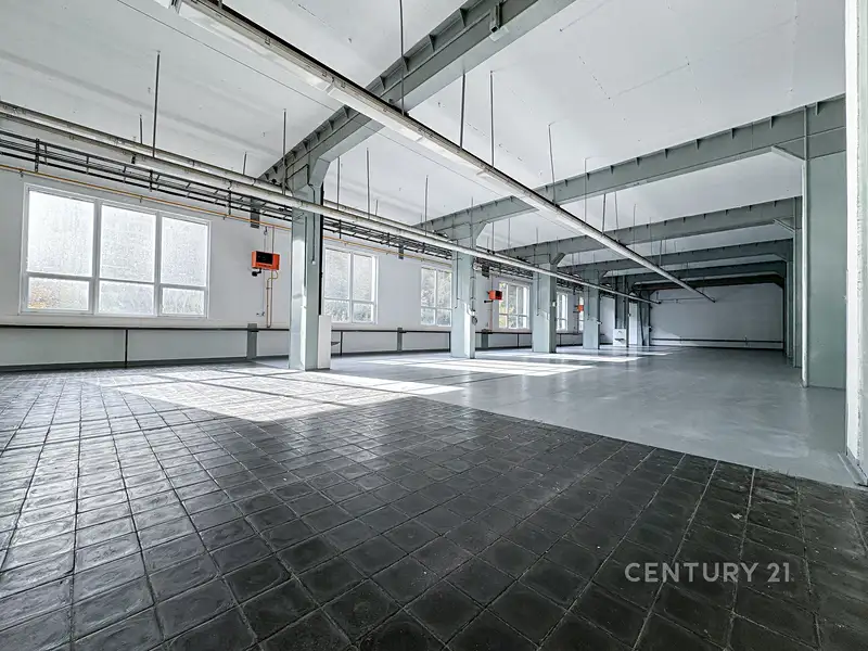 Pronájem výrobní haly, prostoru 1920 m², Brno – náhled fotky 2