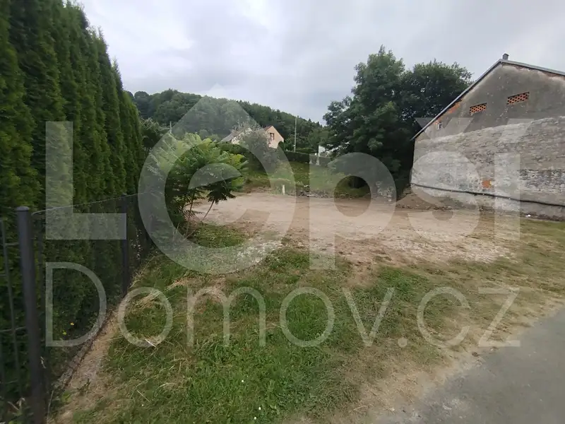 Prodej stavebního pozemku 680 m², Vápenná – náhled fotky 3