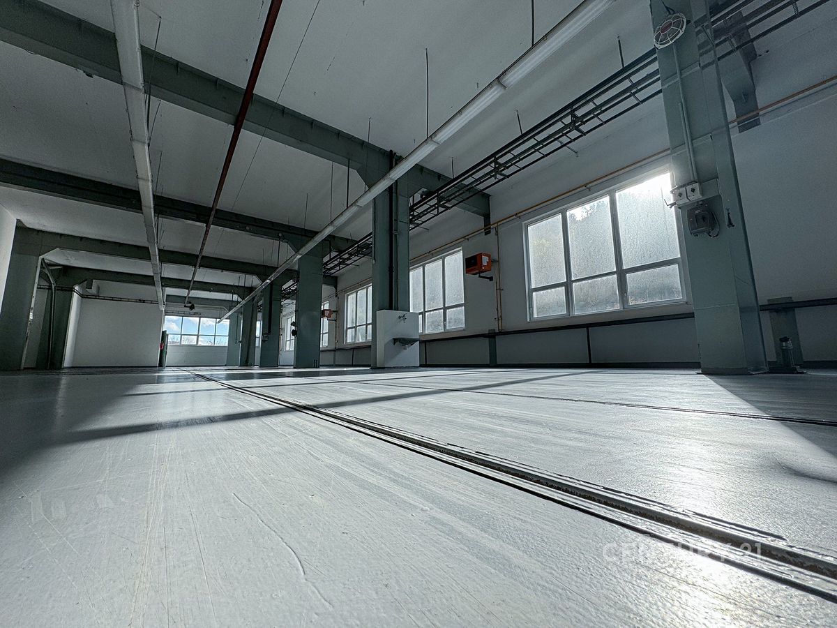 Pronájem výrobní haly, prostoru 1920 m² – fotografie 5