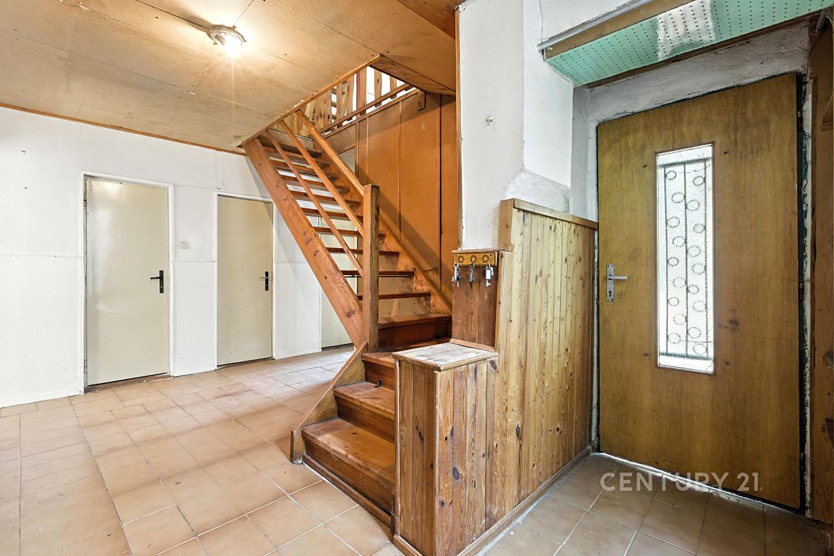 Prodej rodinného domu 90 m², pozemek 872 m² – fotografie 3