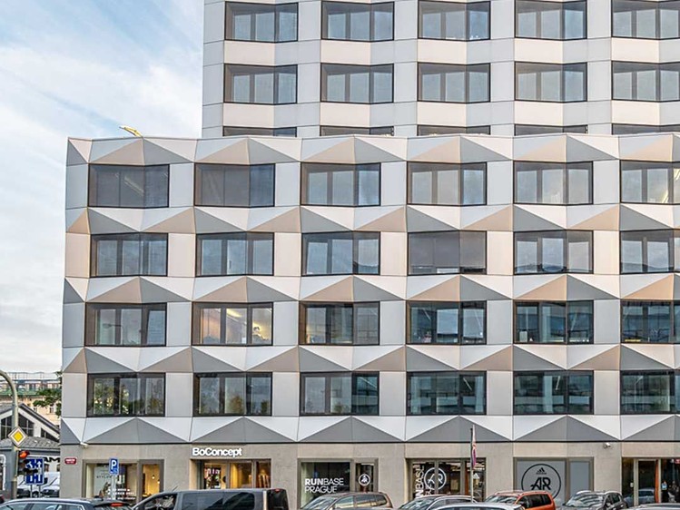 Gewerbefläche zur Miete, 253 m² (1 von 3)
