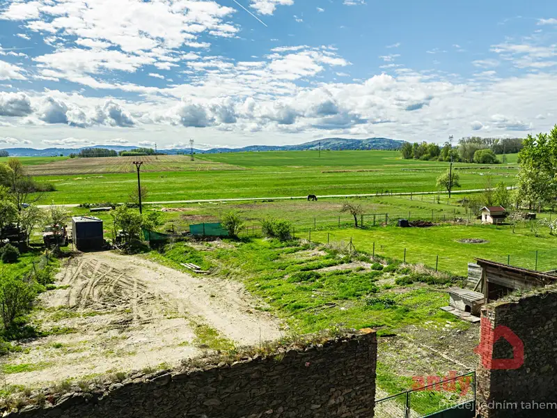 Prodej rodinného domu 165 m², pozemek 2623 m², Mahouš – náhled fotky 2