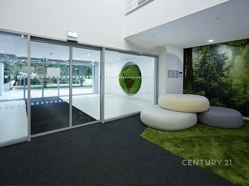 Pronájem kanceláře 397 m², Praha – náhled fotky 2