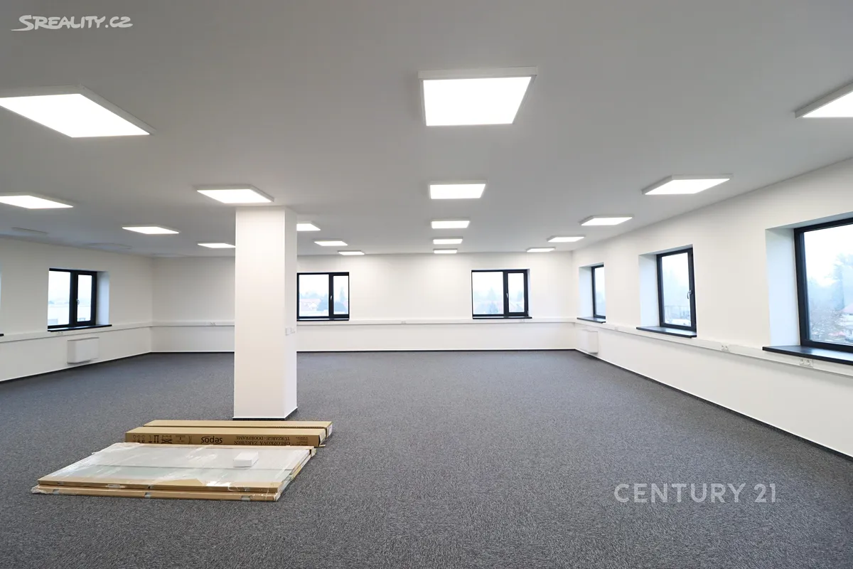 Pronájem kanceláře 250 m² – pohled 6