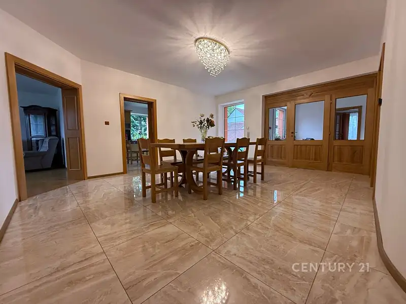 Prodej rodinného domu 275 m², pozemek 3605 m², Roudnice nad Labem – náhled fotky 1