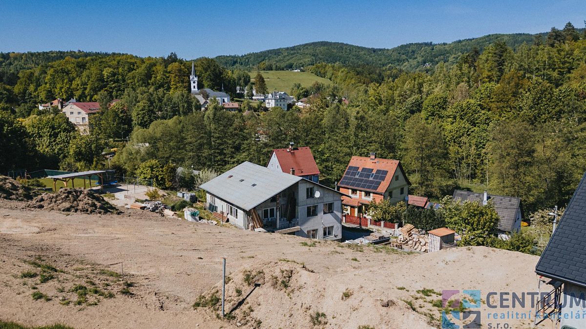 Prodej stavebního pozemku 794 m² – fotografie 2