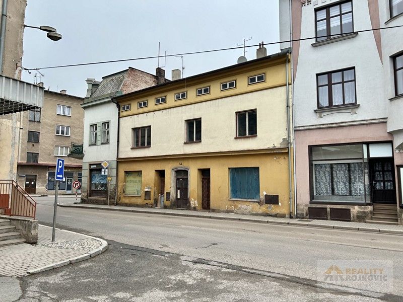 Prodej vícegeneračního domu 315 m², pozemek 235 m² – fotografie 3