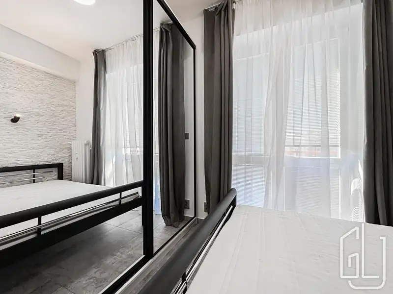 Prodej bytu 3+1 62 m², Praha – náhled fotky 3