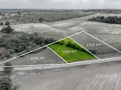 Prodej stavebního pozemku 1305 m²