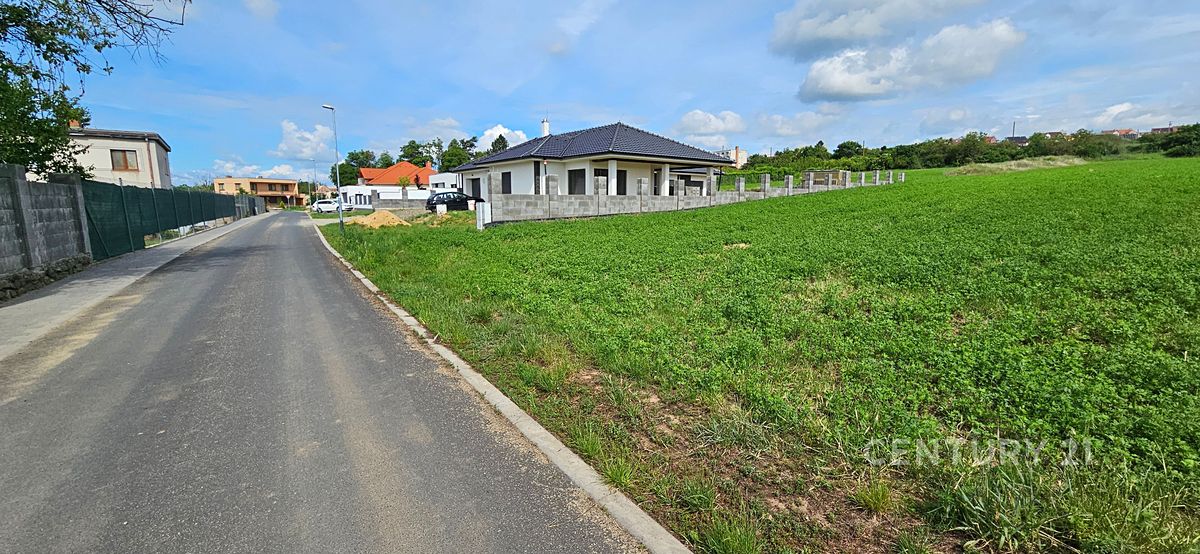 Prodej stavebního pozemku 1416 m² – fotografie 3