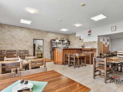 Prodej restaurace 300 m²