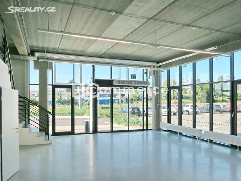 Pronájem obchodního prostoru 427 m², okres Brno-město