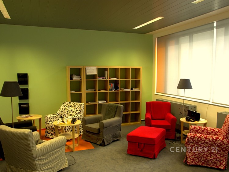 Комерційне приміщення в оренду, 239 м² (16 з 31)