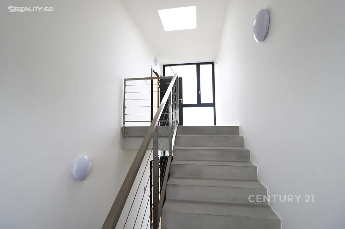 Pronájem kanceláře 250 m² – pohled 5