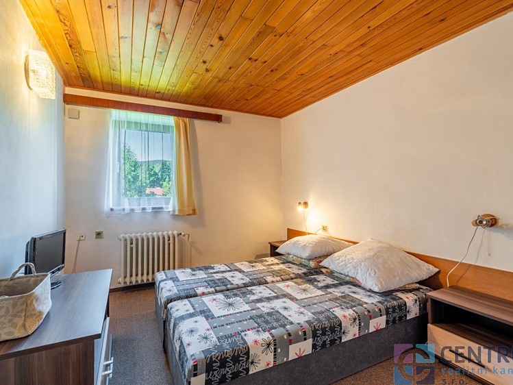Prodej domu, 360 m² (10 z 19)